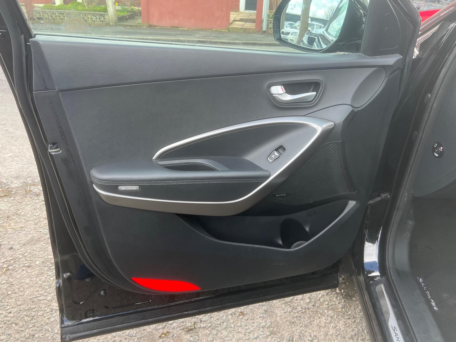 Used Hyundai Santa Fe for sale - 78141485: Photo 25