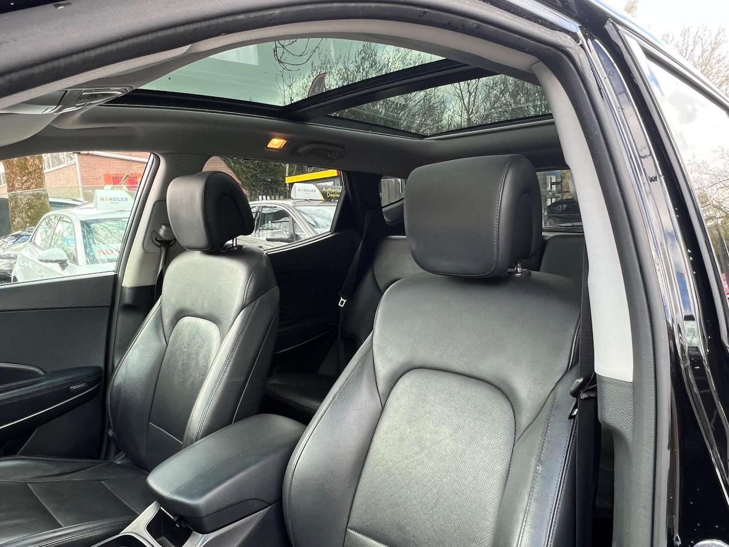 Used Hyundai Santa Fe for sale - 78141485: Photo 37