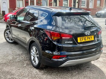 Used Hyundai Santa Fe 2016 for sale - 78141485: Photo