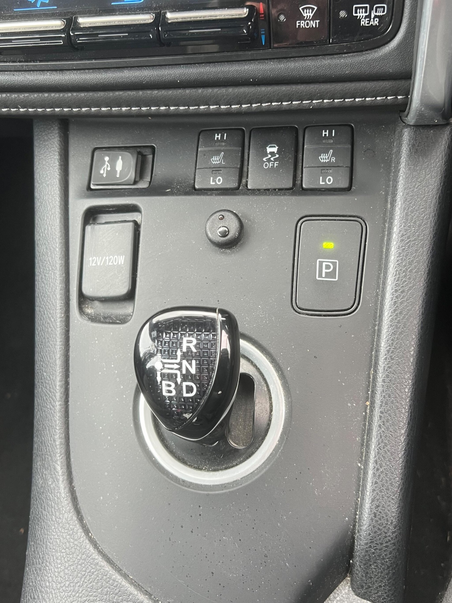 Used Toyota Auris 2015 for sale - 76607998: Photo 12