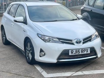 Used Toyota Auris 2015 for sale - 76607998: Photo