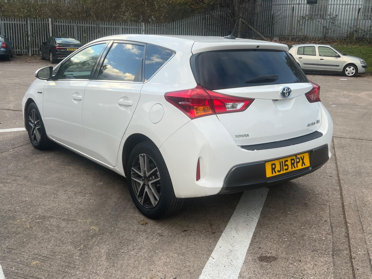 Used Toyota Auris 2015 for sale - 76607998: Photo 5