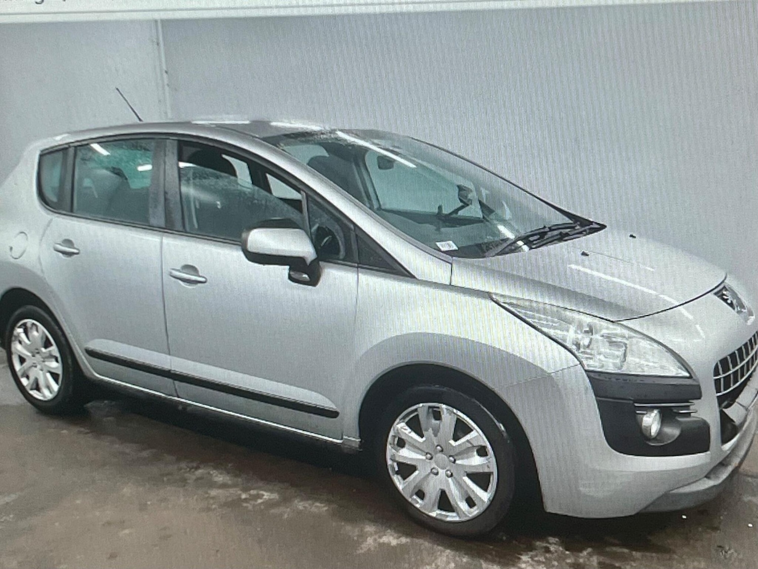 Used Peugeot 3008 2010 for sale - 76976478: Photo 1