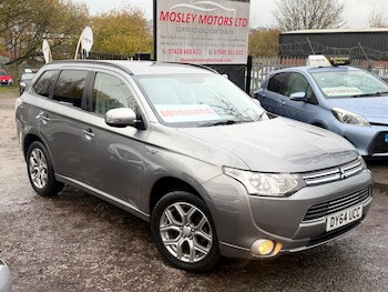 Used Mitsubishi Outlander 2014 for sale - 76561359: Photo