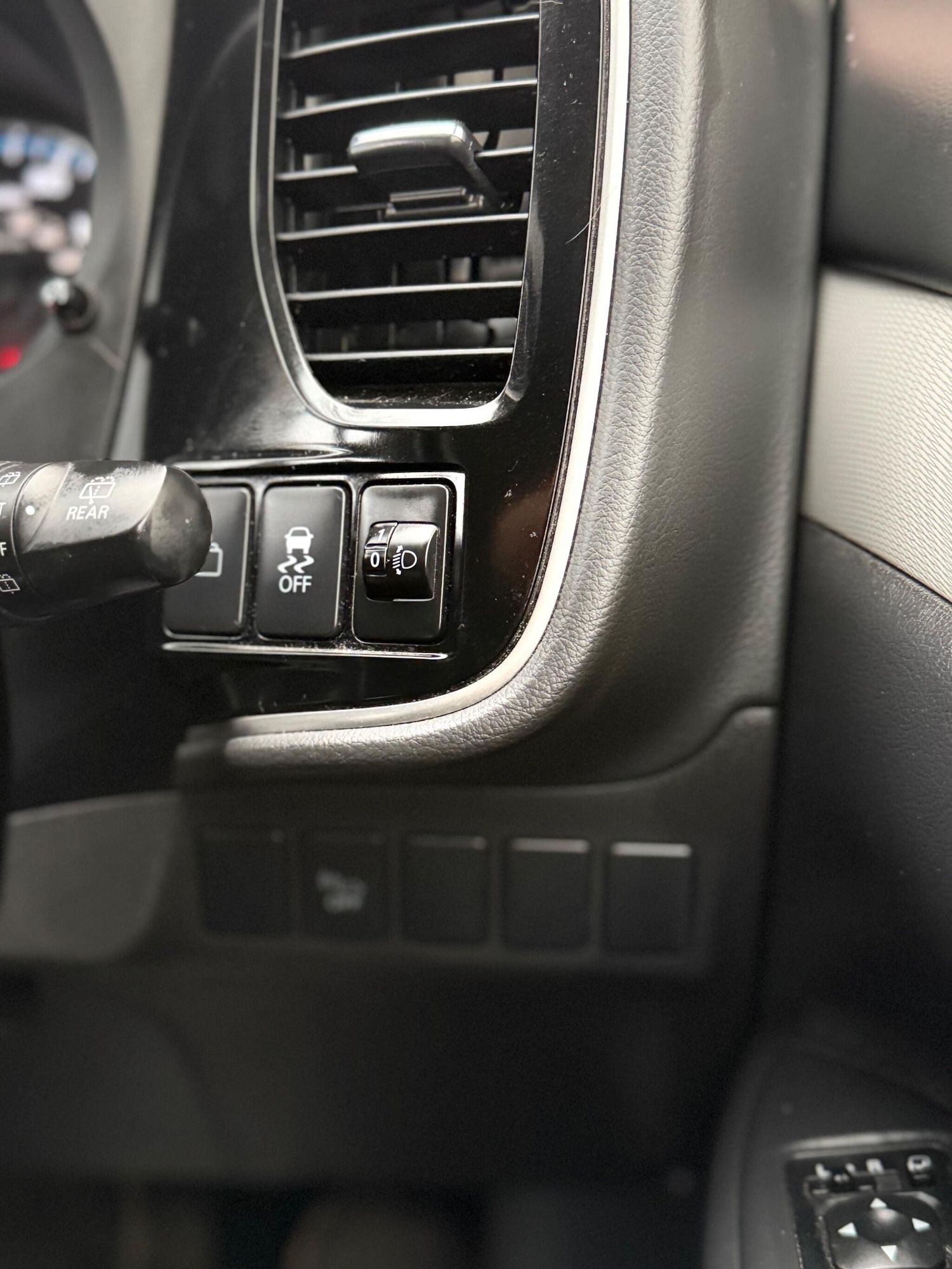 Used Mitsubishi Outlander 2014 for sale - 76561359: Photo 71