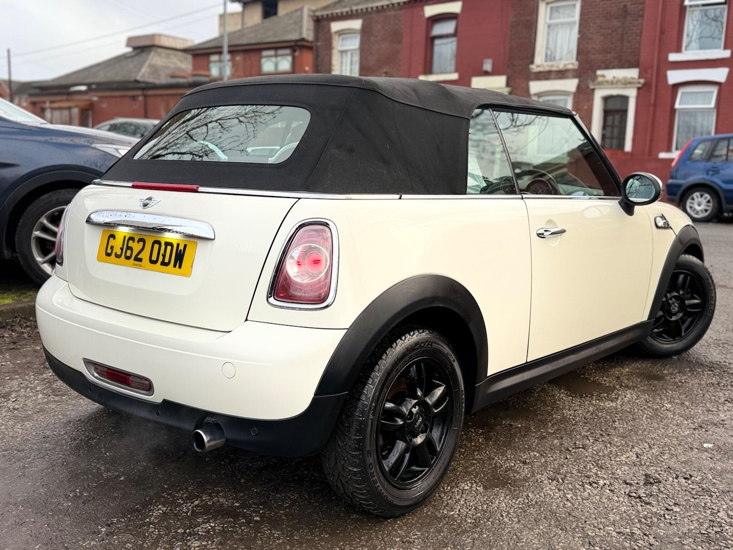 Used MINI Convertible 2012 for sale - 77647182: Photo 13