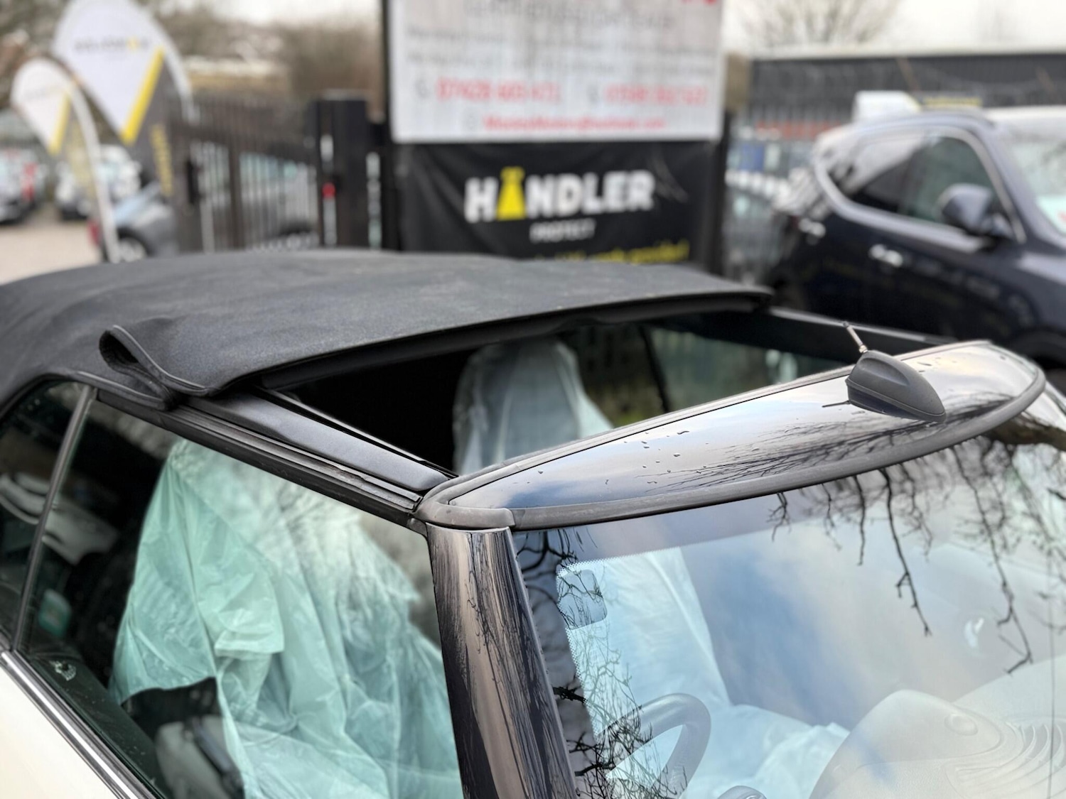 Used MINI Convertible 2012 for sale - 77647182: Photo 18