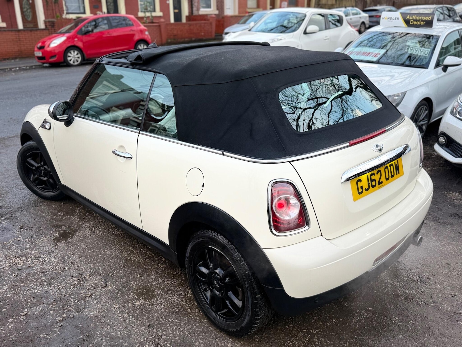 Used MINI Convertible 2012 for sale - 77647182: Photo 22