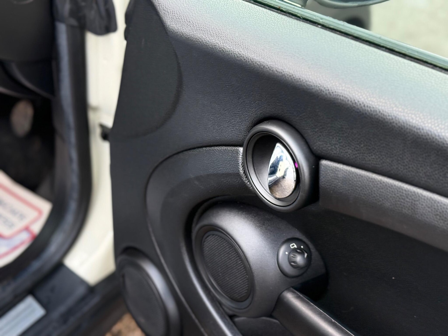 Used MINI Convertible 2012 for sale - 77647182: Photo 49