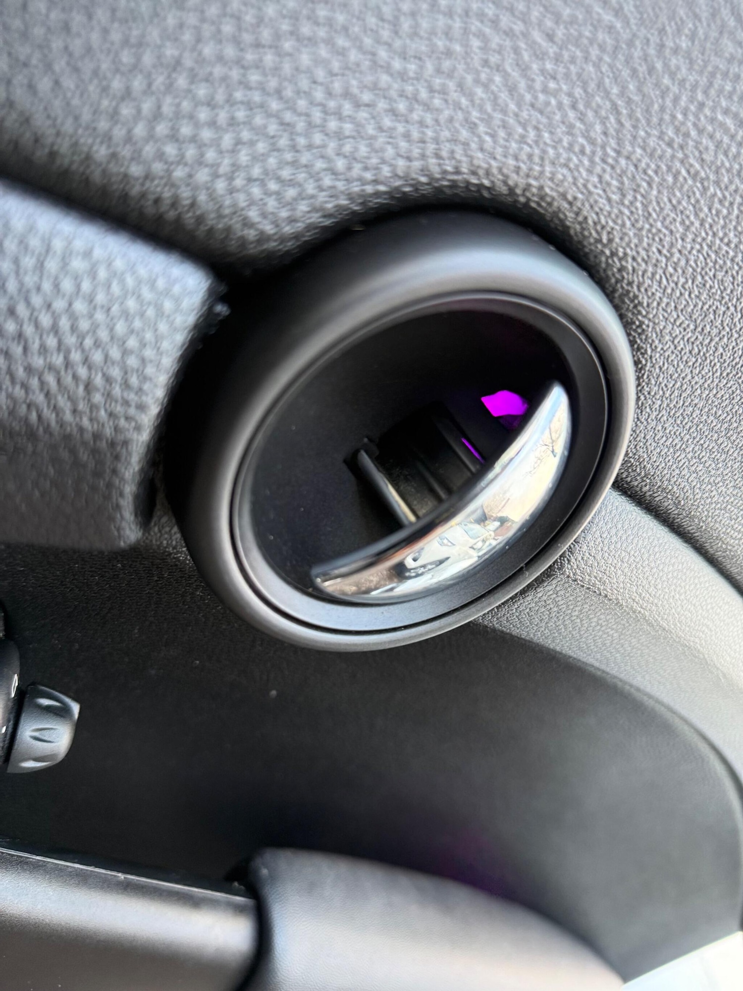 Used MINI Convertible 2012 for sale - 77647182: Photo 63