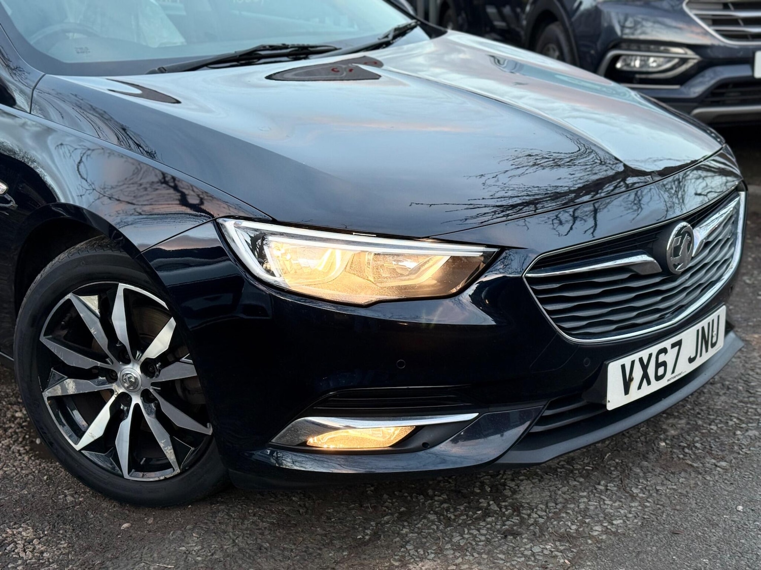 Used Vauxhall Insignia 2017 for sale - 77376893: Photo 3