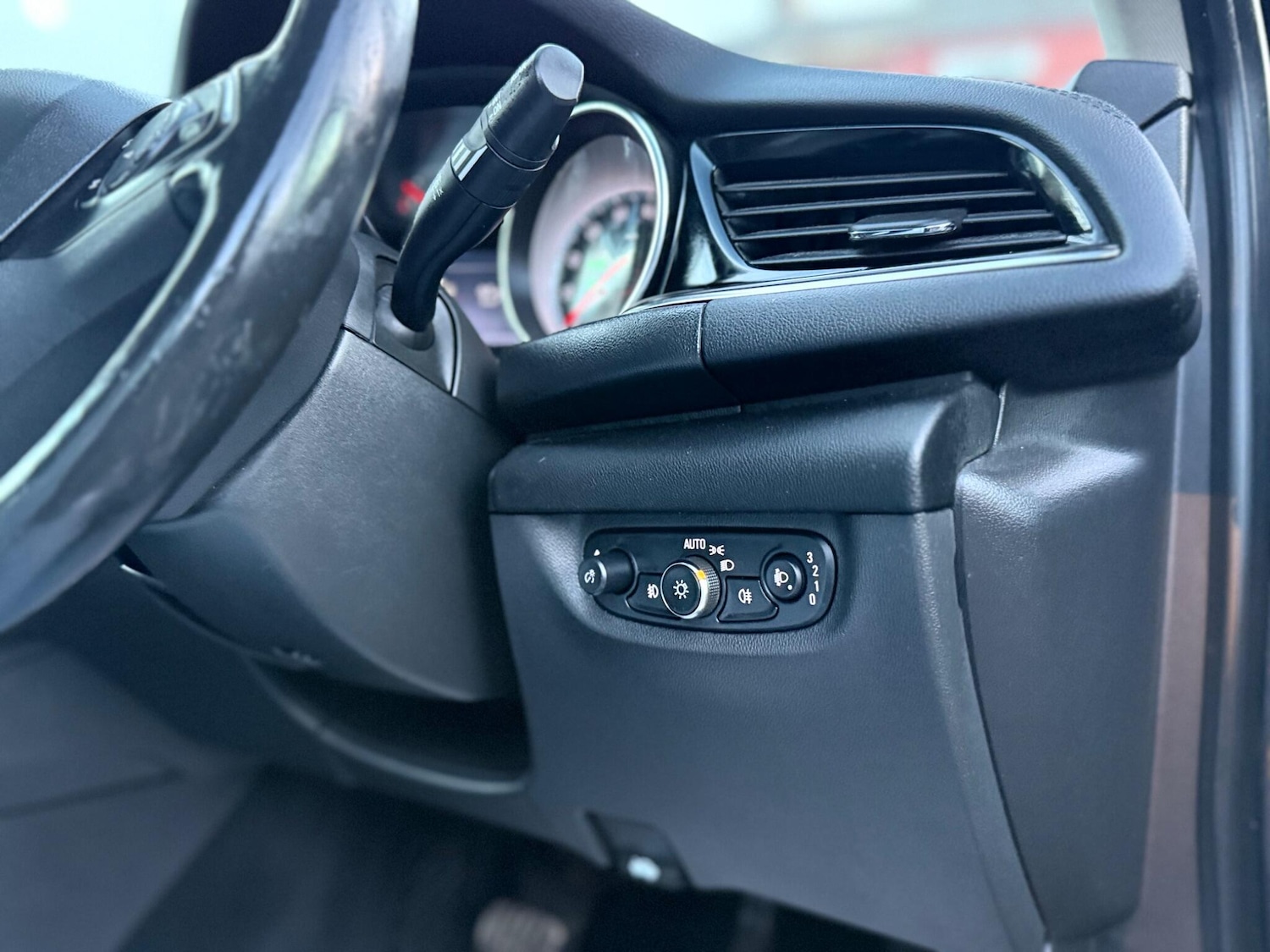 Used Vauxhall Insignia 2017 for sale - 77376893: Photo 42