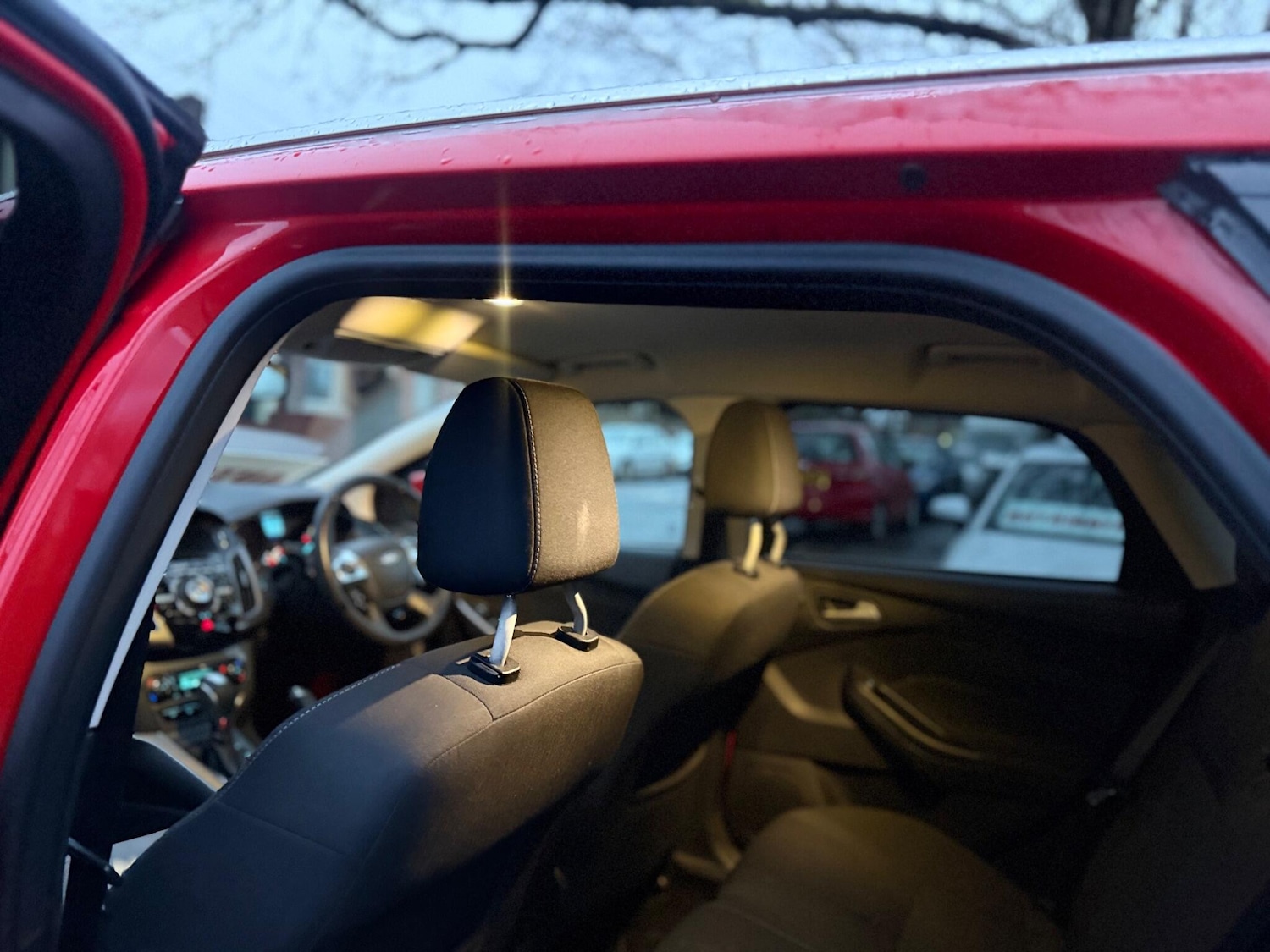 Used Ford Focus for sale - 77925138: Photo 25