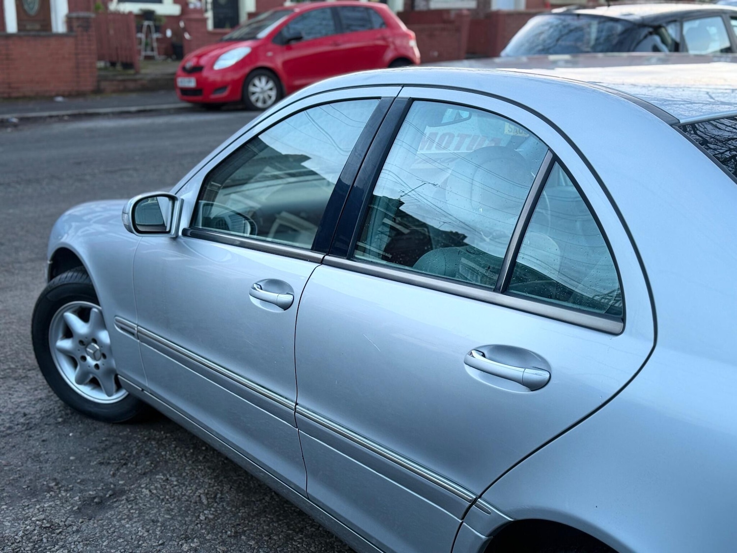 Used Mercedes-Benz C Class 2002 for sale - 77386652: Photo 25