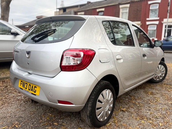 Used Dacia Sandero 2013 for sale - 76317905: Photo 10