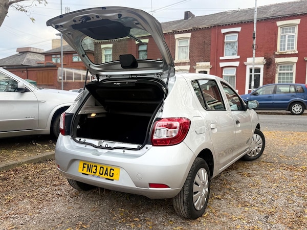 Used Dacia Sandero 2013 for sale - 76317905: Photo 18