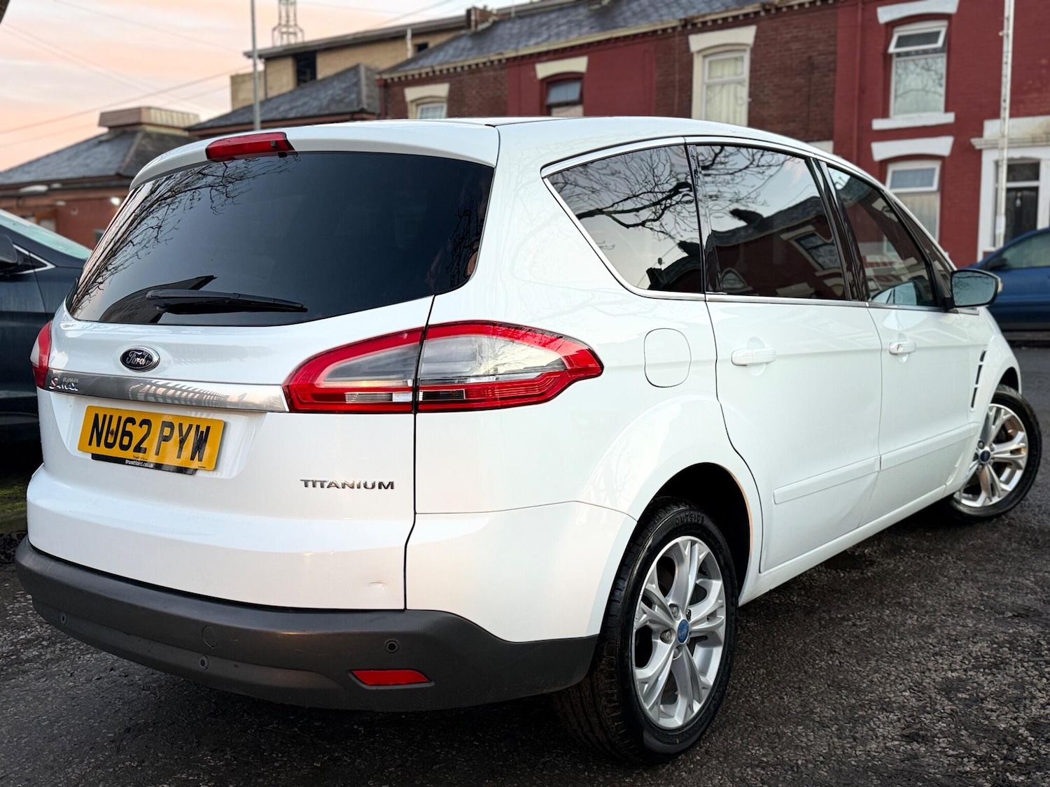 Used Ford S-Max 2012 for sale - 76759574: Photo 11