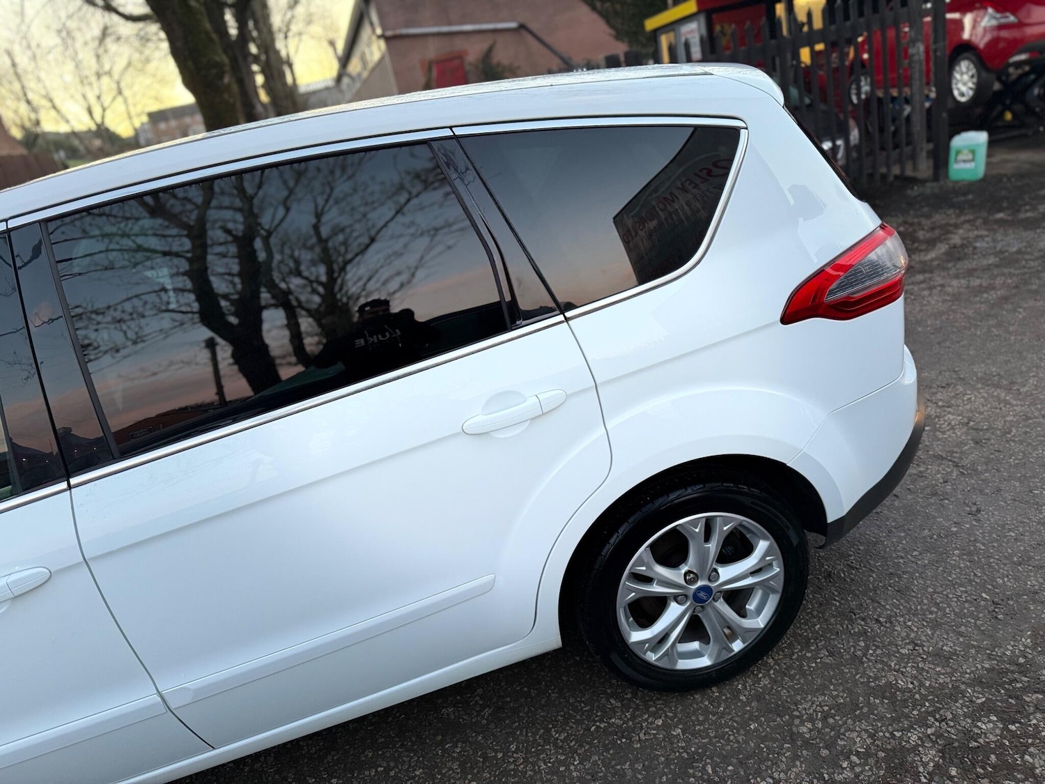 Used Ford S-Max 2012 for sale - 76759574: Photo 27