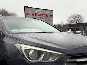 Used Hyundai Santa Fe 2016 for sale - 77163402: Photo