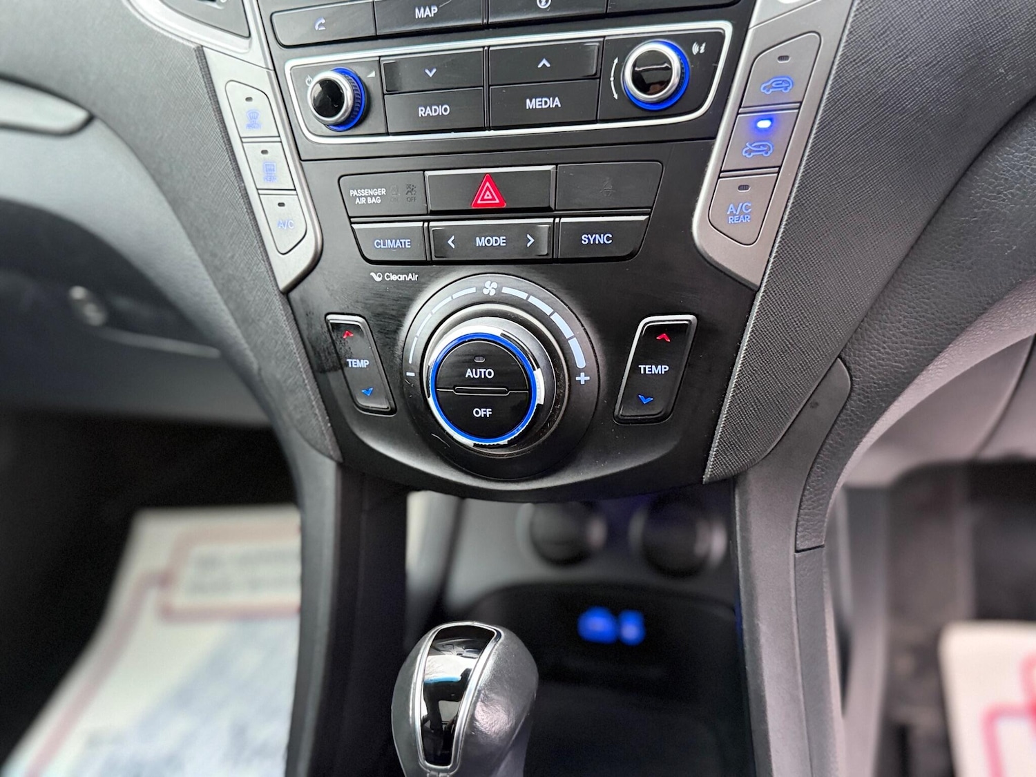 Used Hyundai Santa Fe 2016 for sale - 77163402: Photo 40