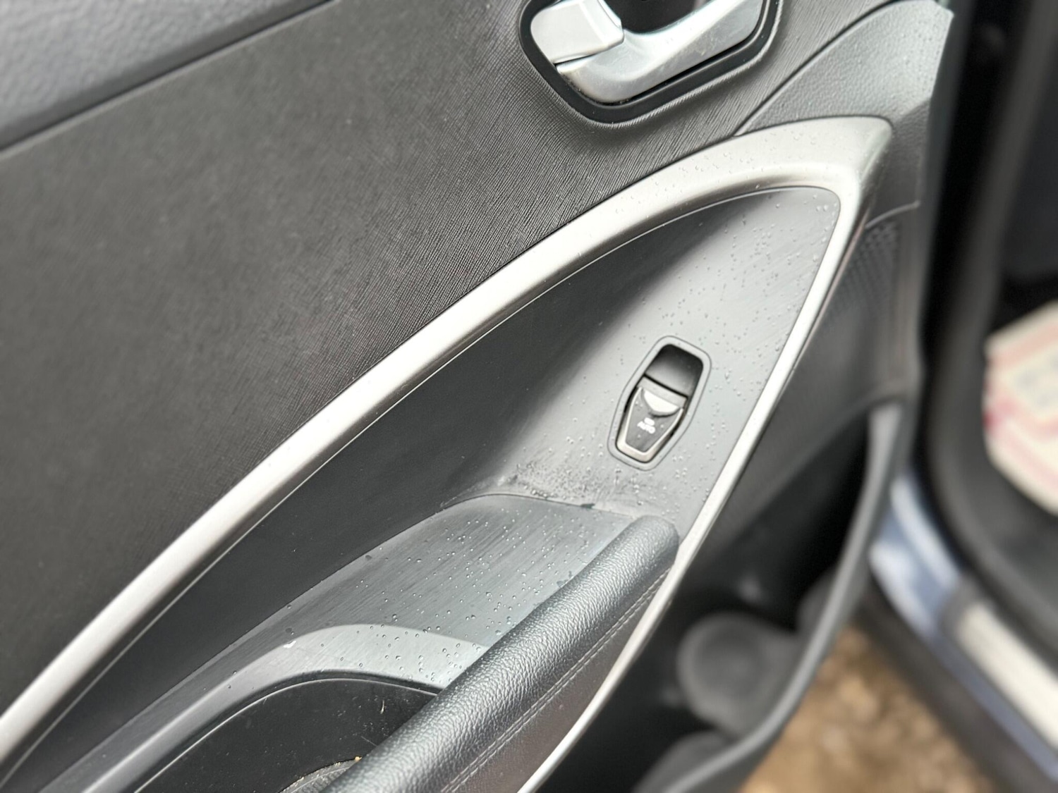 Used Hyundai Santa Fe 2016 for sale - 77163402: Photo 42