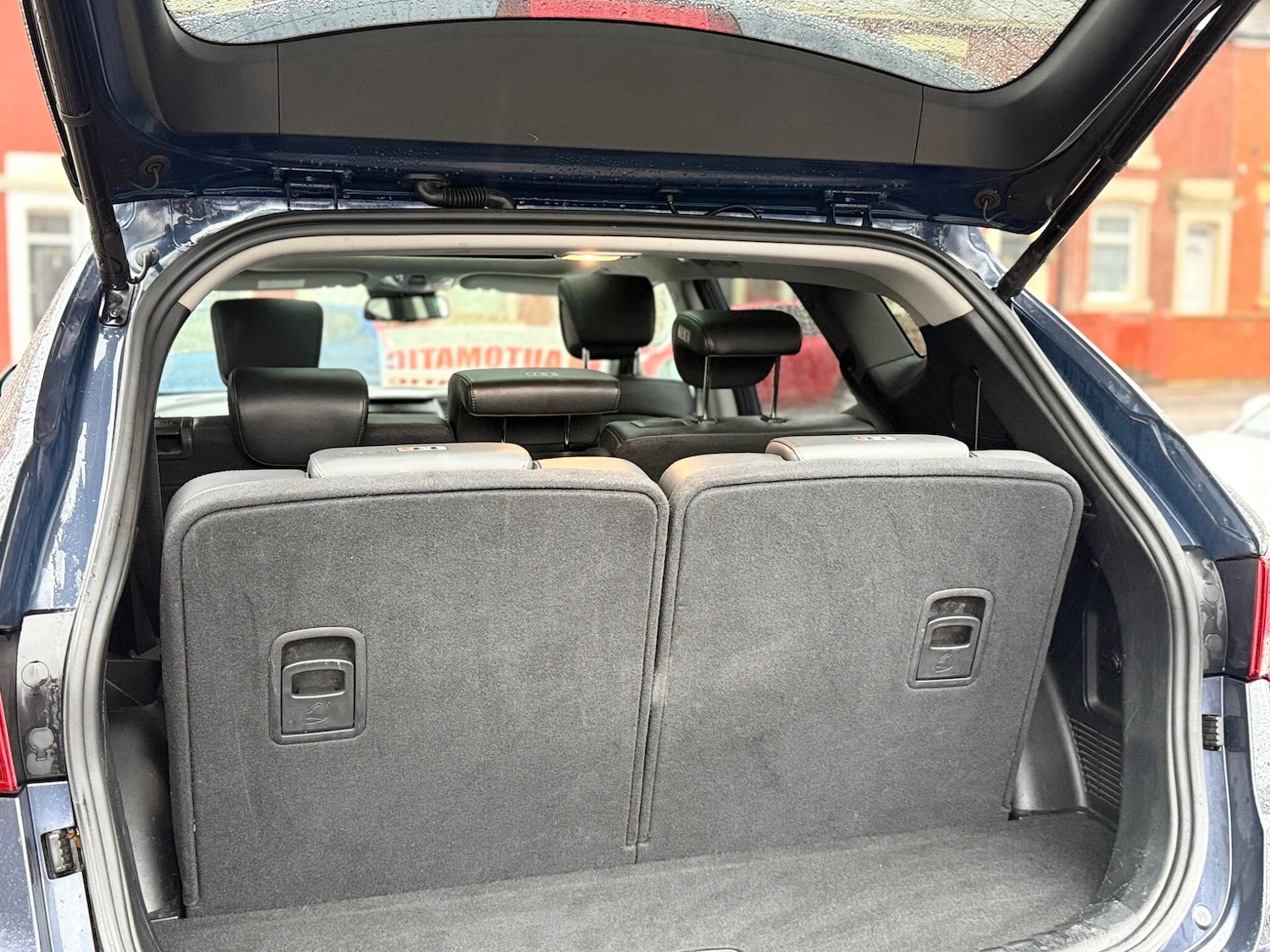 Used Hyundai Santa Fe 2016 for sale - 77163402: Photo 49