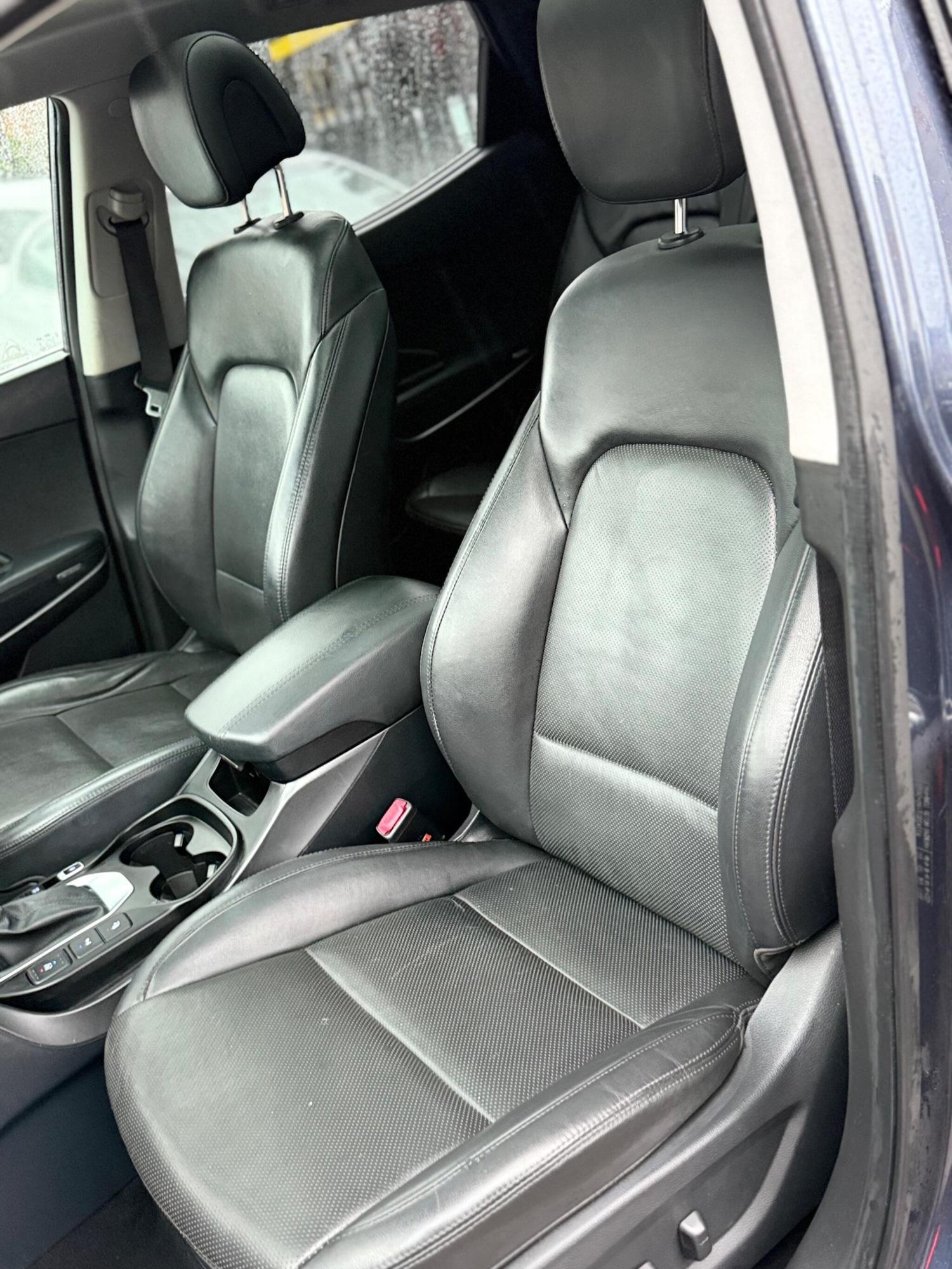 Used Hyundai Santa Fe 2016 for sale - 77163402: Photo 53