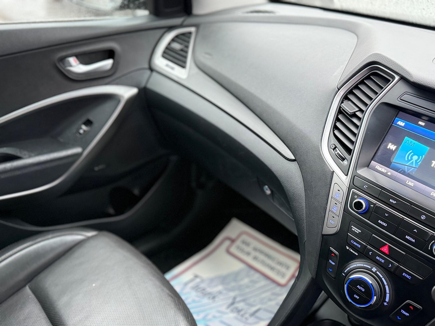 Used Hyundai Santa Fe 2016 for sale - 77163402: Photo 75