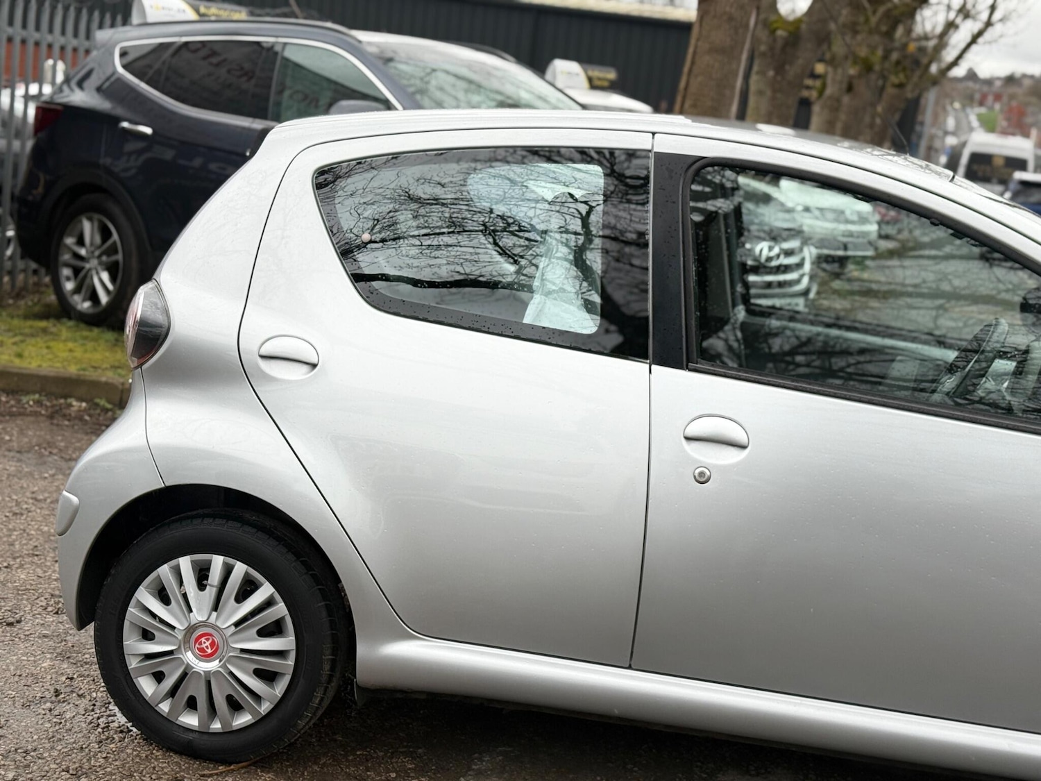 Used Toyota AYGO 2011 for sale - 78019348: Photo 11