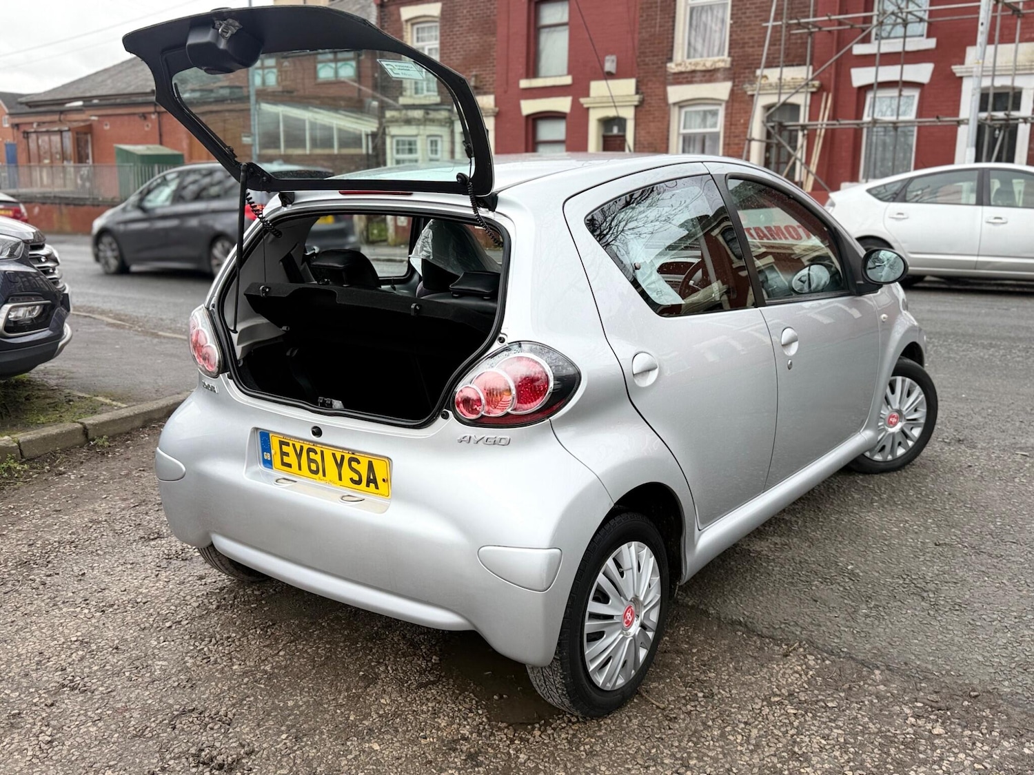 Used Toyota AYGO 2011 for sale - 78019348: Photo 20