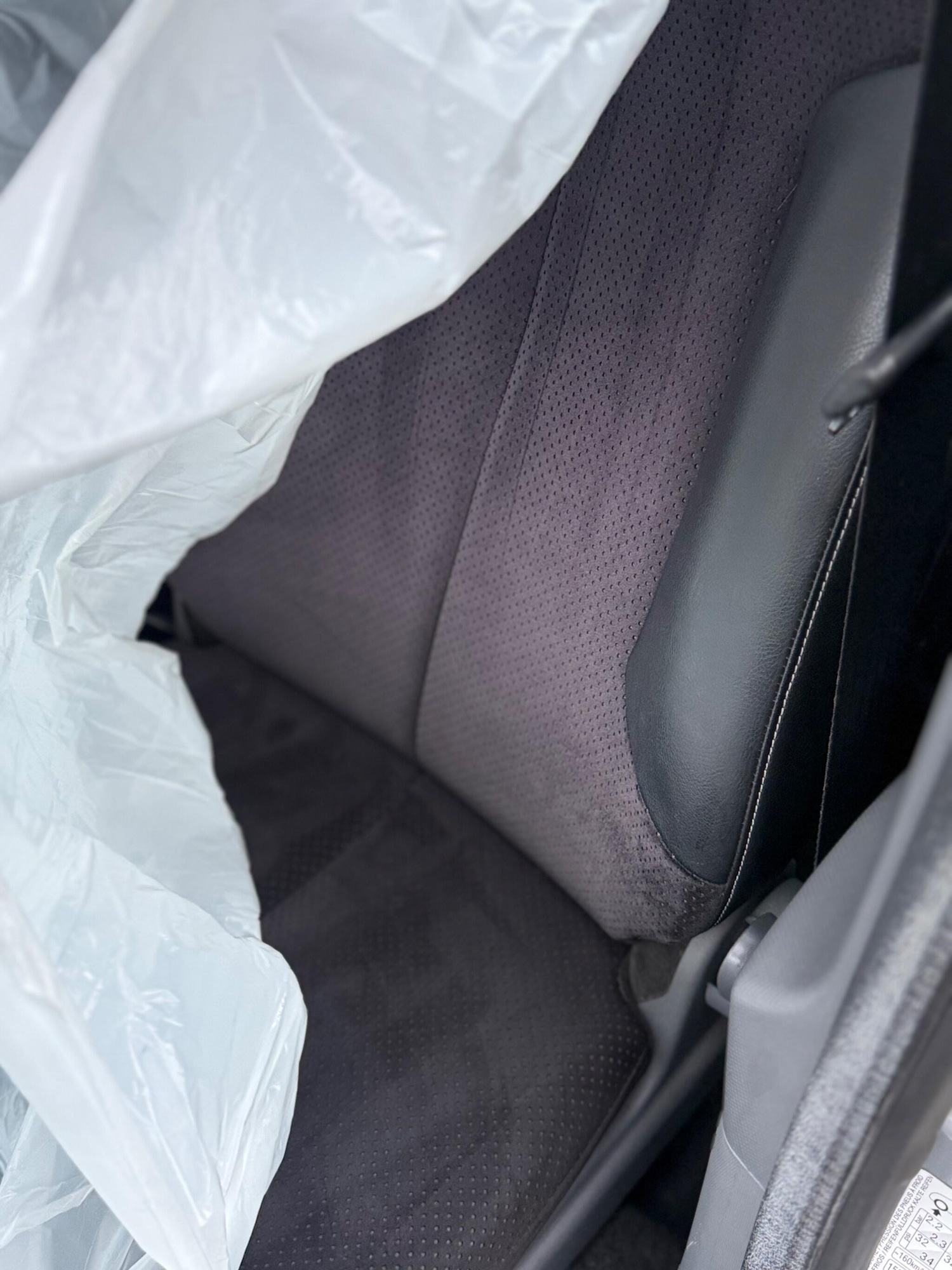 Used Toyota AYGO 2011 for sale - 78019348: Photo 36