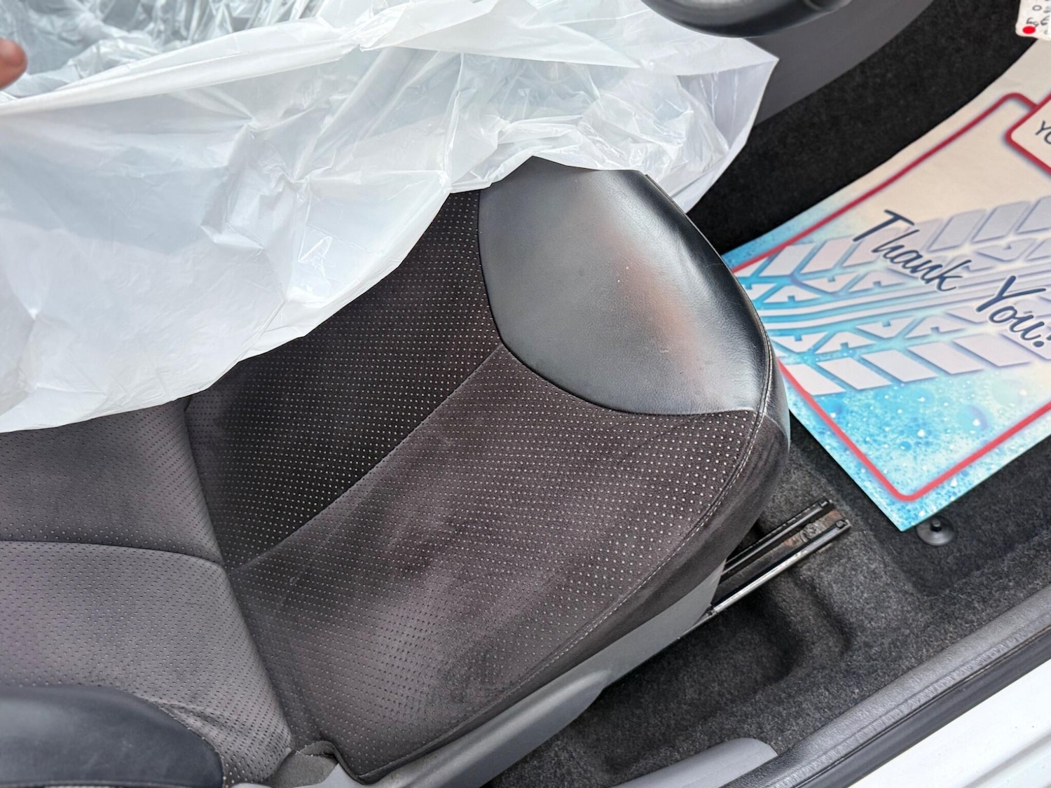 Used Toyota AYGO 2011 for sale - 78019348: Photo 56