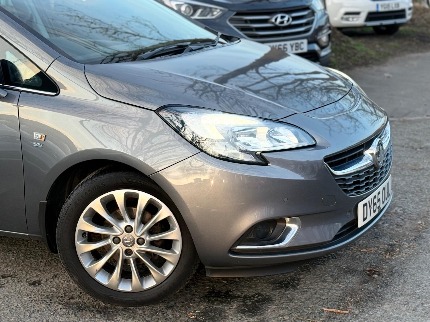 Used Vauxhall Corsa 2015 for sale - 77958350: Photo 2