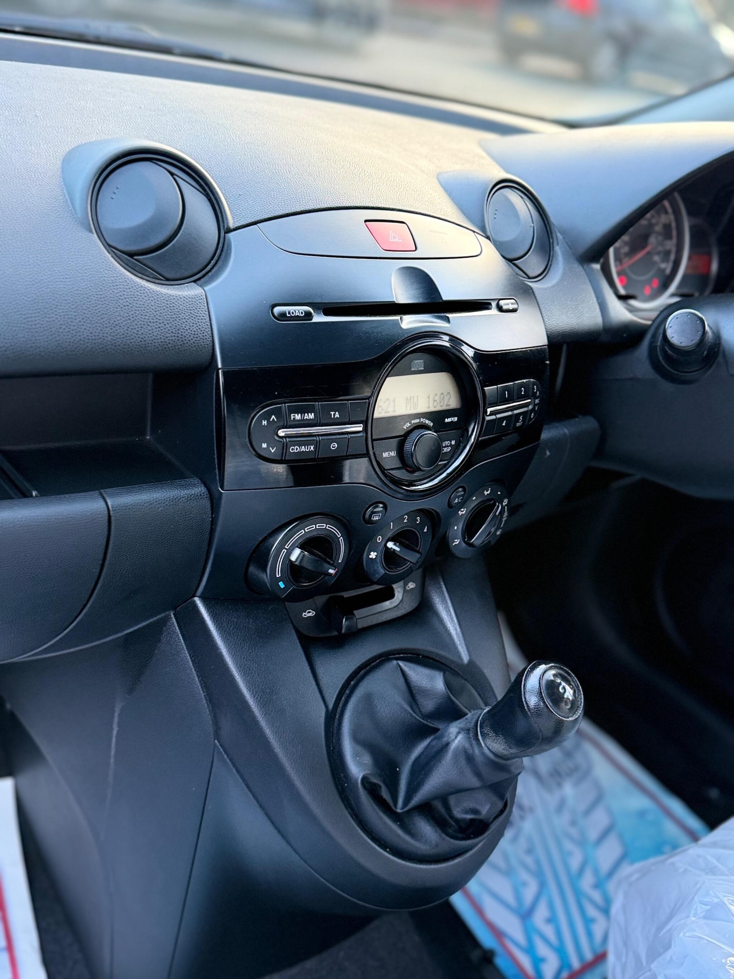 Used Mazda Mazda2 2012 for sale - 76561786: Photo 55