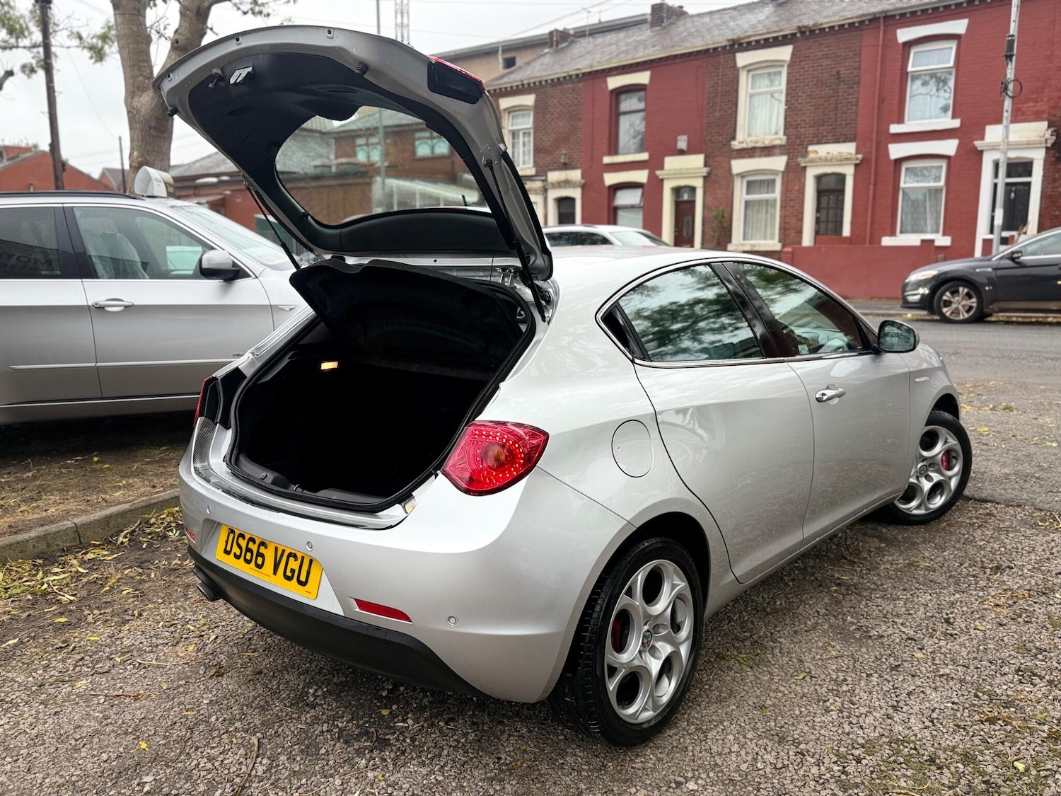 Used Alfa Romeo Giulietta 2016 for sale - 76472187: Photo 16