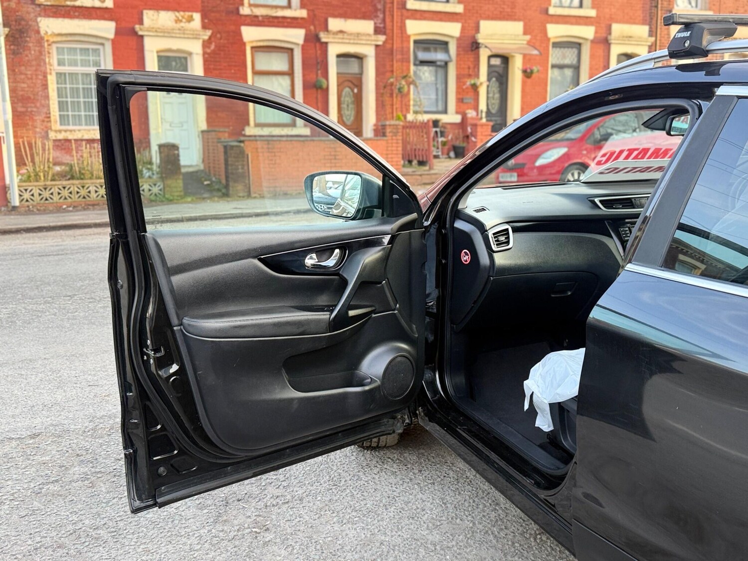 Used Nissan Qashqai 2015 for sale - 77939764: Photo 30