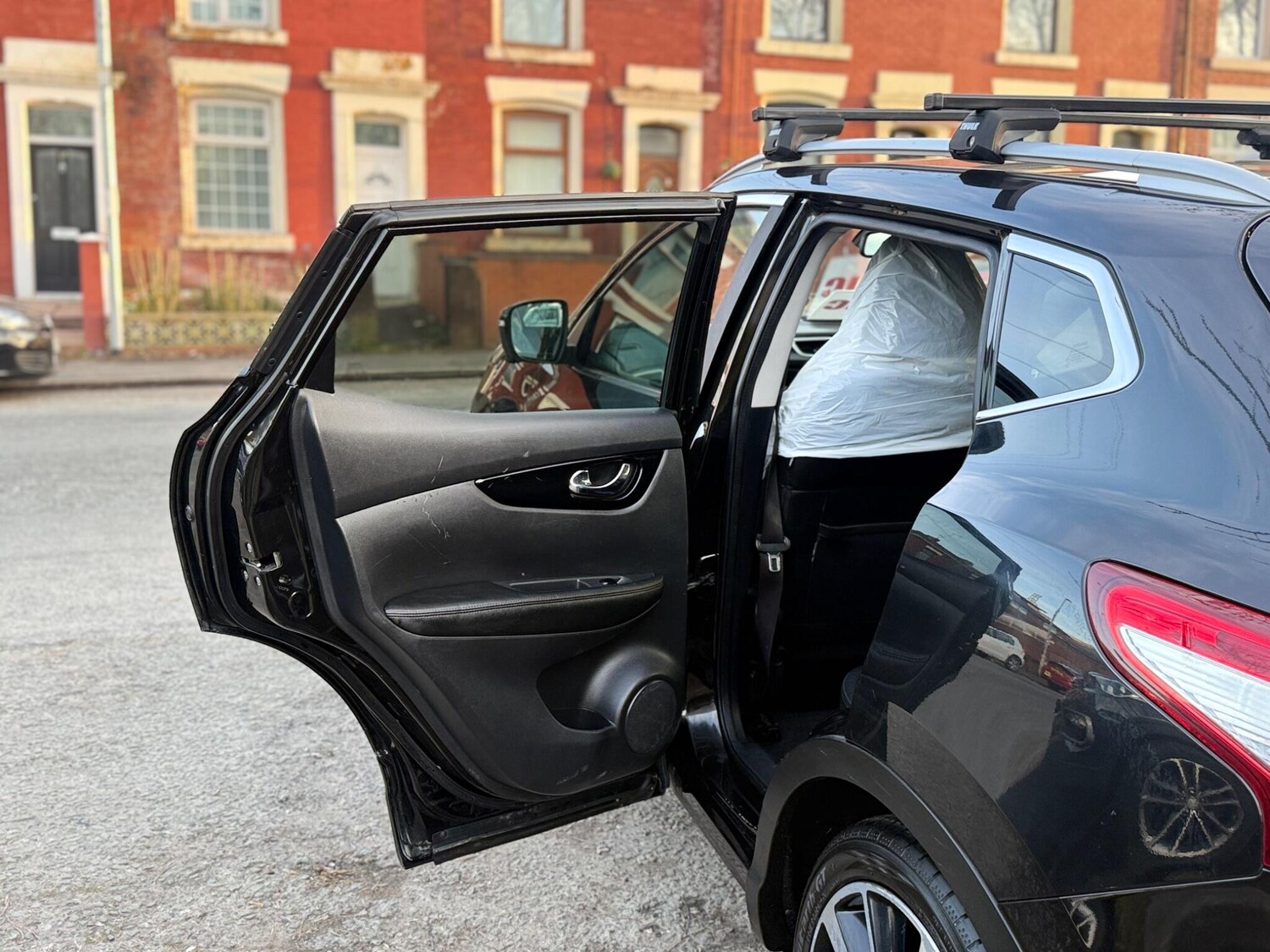 Used Nissan Qashqai 2015 for sale - 77939764: Photo 37