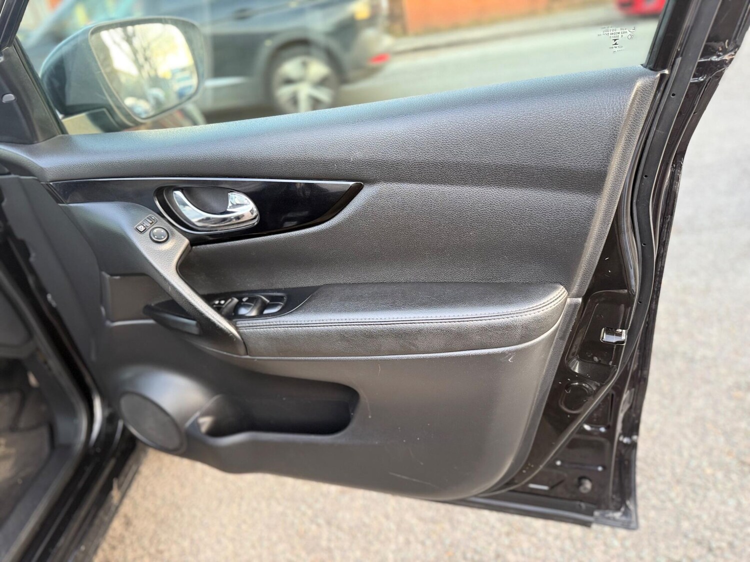 Used Nissan Qashqai 2015 for sale - 77939764: Photo 45