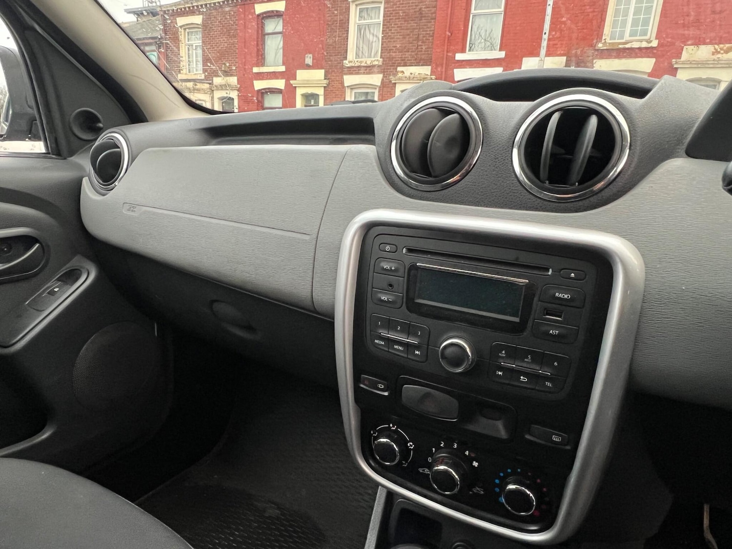 Used Dacia Duster 2013 for sale - 77982451: Photo 40