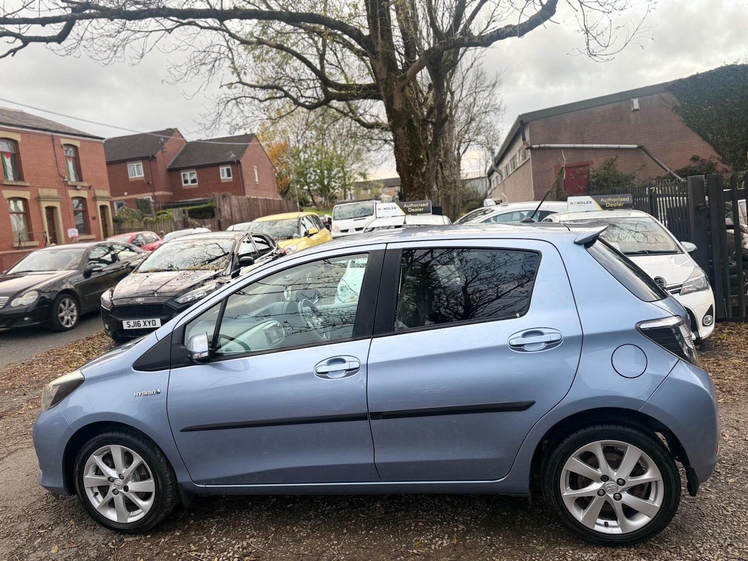 Used Toyota Yaris 2012 for sale - 76371518: Photo 31