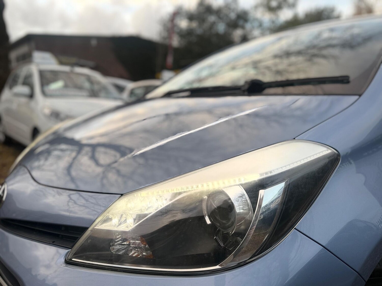 Used Toyota Yaris 2012 for sale - 76371518: Photo 34