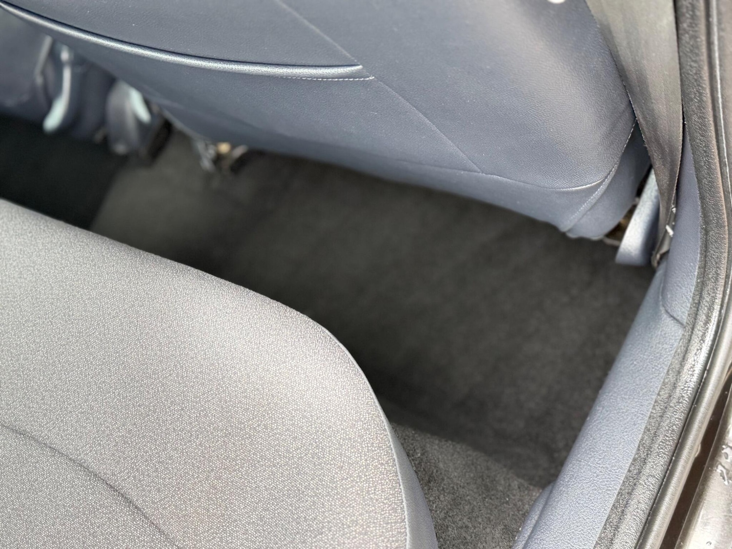 Used Renault Clio 2005 for sale - 77586683: Photo 46