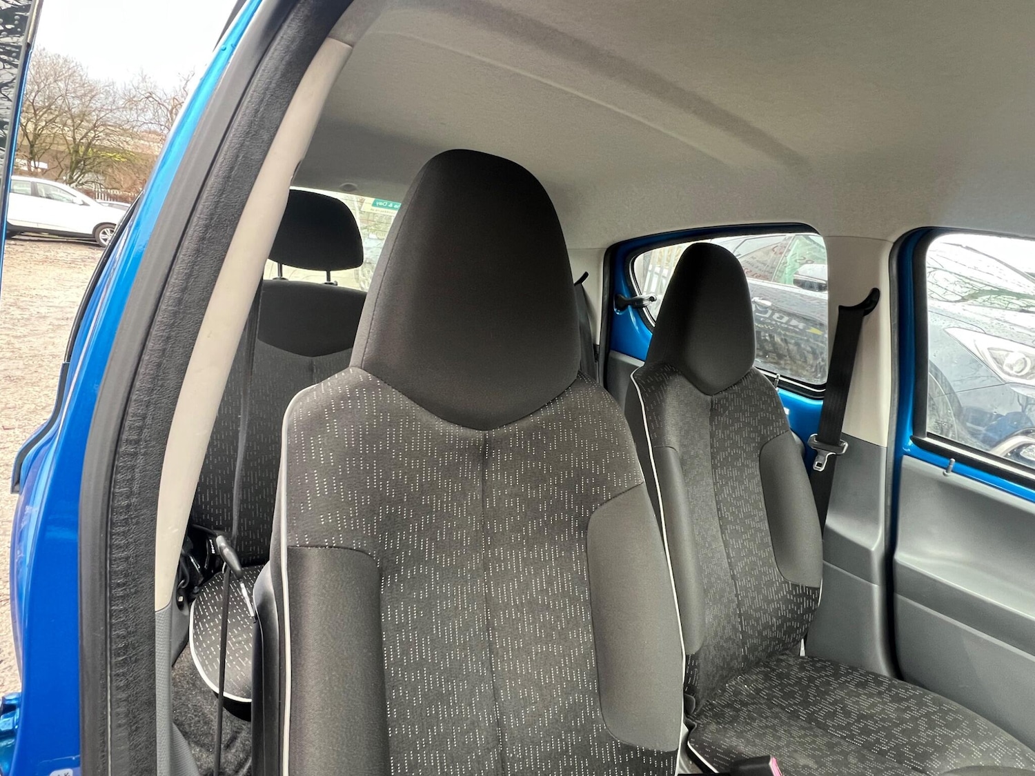 Used Peugeot 107 2010 for sale - 77331991: Photo 9