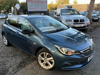 Used Vauxhall Astra 2017 for sale - 76200877: Photo 2