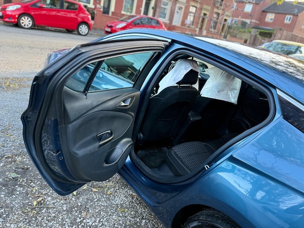 Used Vauxhall Astra 2017 for sale - 76200877: Photo 44