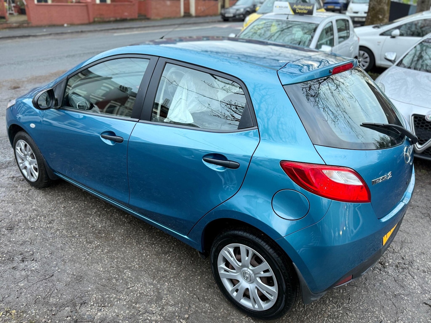 Used Mazda Mazda2 2012 for sale - 76753310: Photo 27