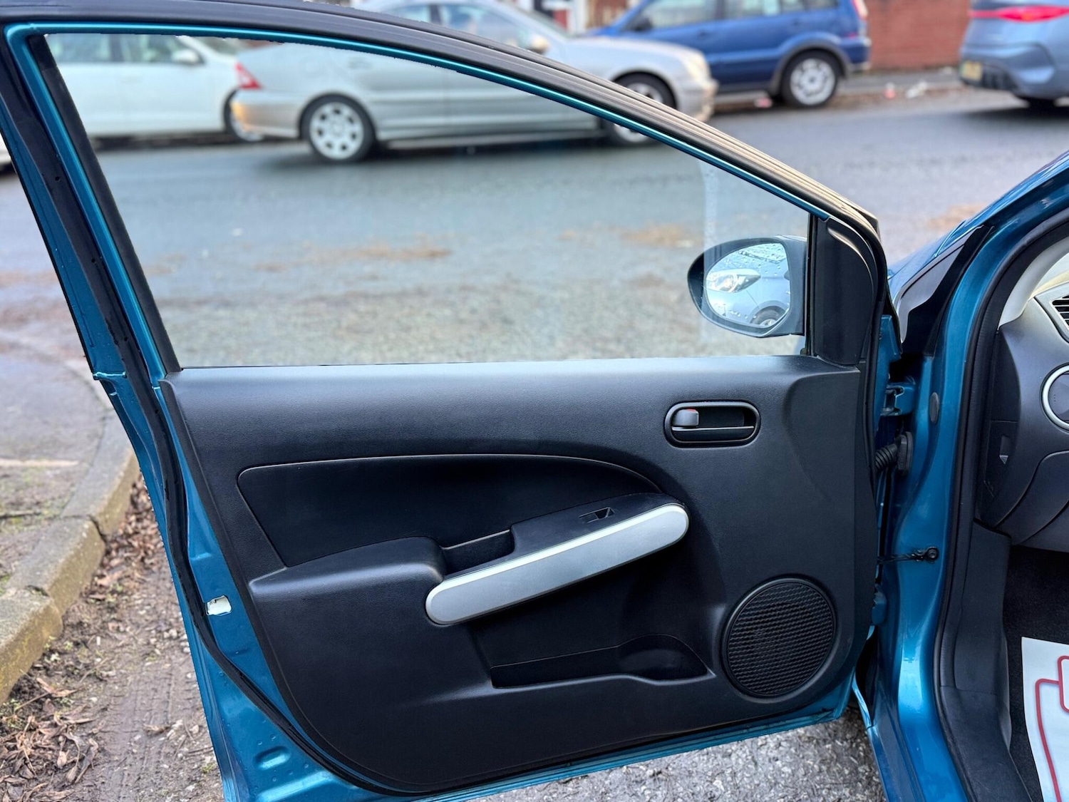 Used Mazda Mazda2 2012 for sale - 76753310: Photo 53