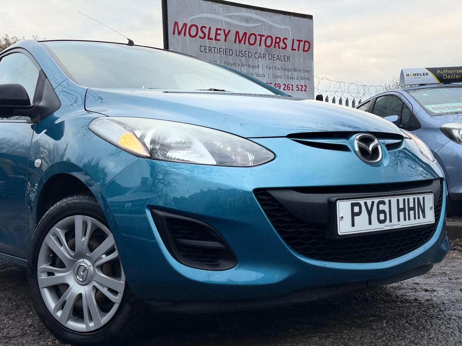 Used Mazda Mazda2 2012 for sale - 76753310: Photo 9