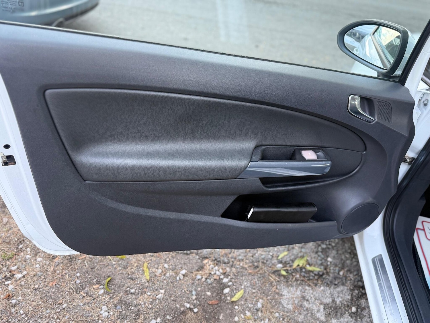 Used Vauxhall Corsa 2012 for sale - 76094391: Photo 28