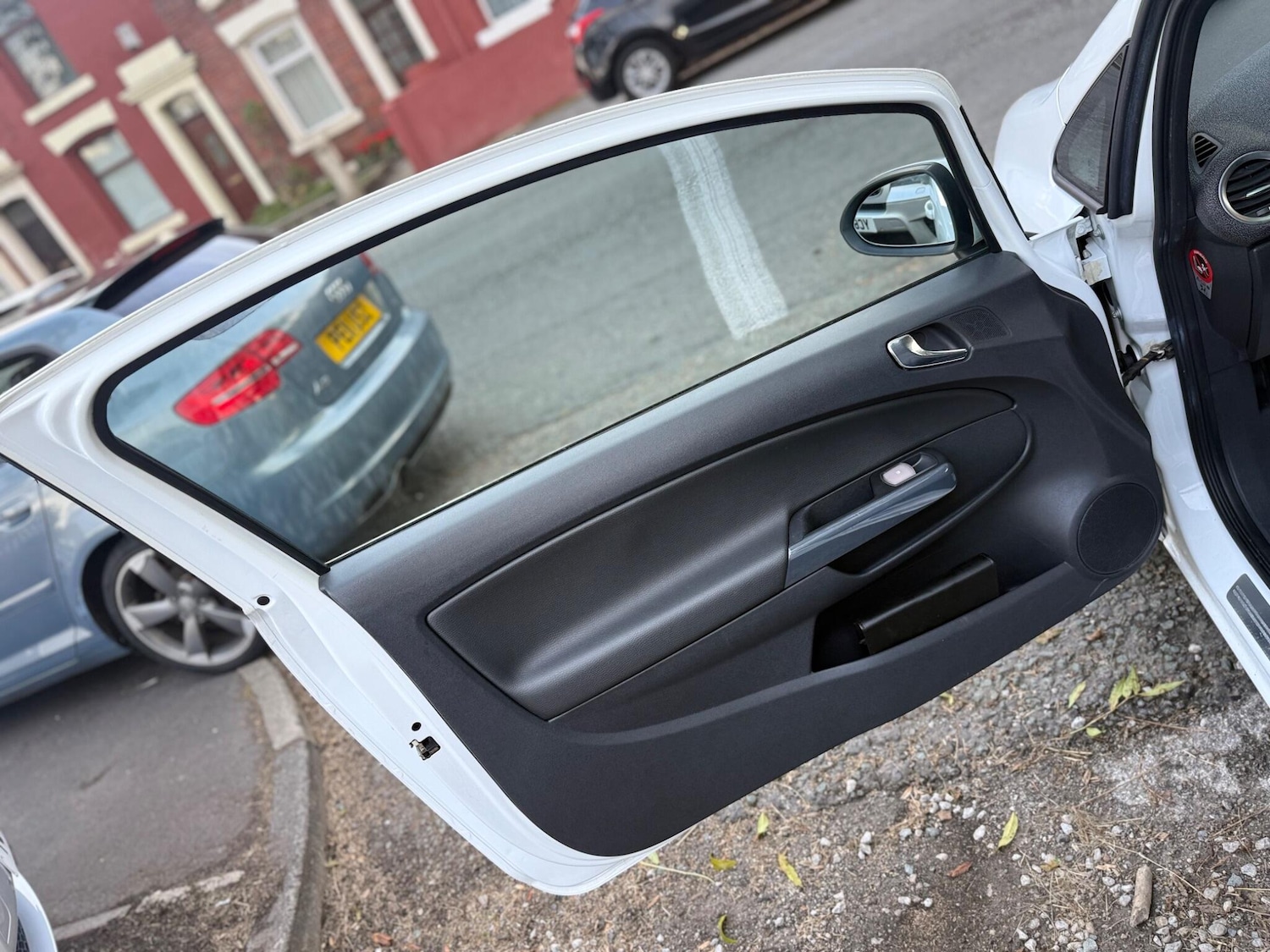 Used Vauxhall Corsa 2012 for sale - 76094391: Photo 29